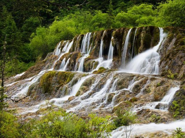 《大江大河》与《繁花》的区别在哪里？